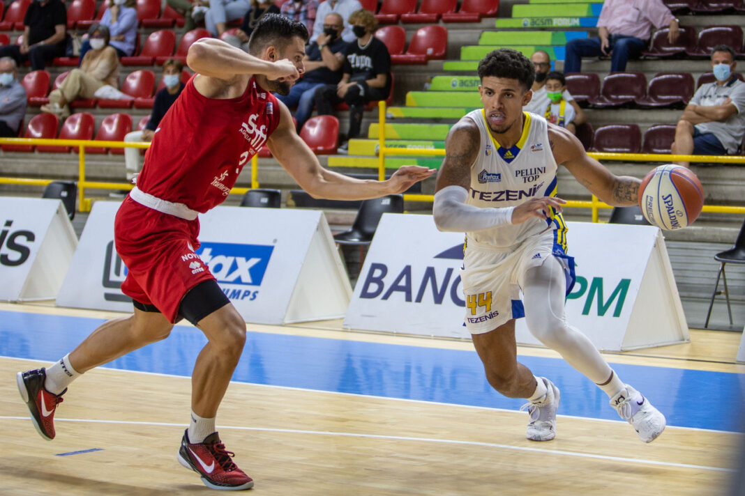 Tezenis Verona, arriva la prima vittoria in Supercoppa. Mantova battuta 96  a 69