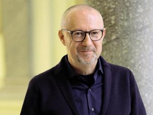 sandro veronesi calzedonia
