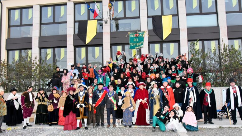 carnealon domegliara parcheggi