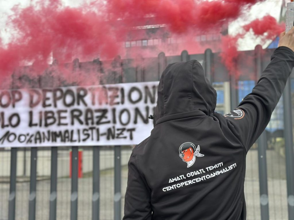 Animalisti manifestazione Verona vivisezione