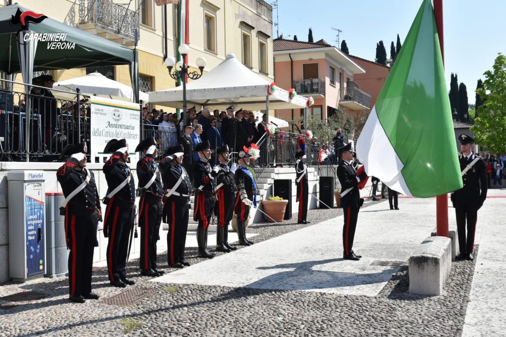 carica carabinieri pastengo