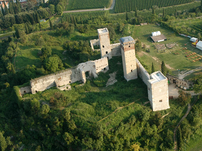 castello montorio